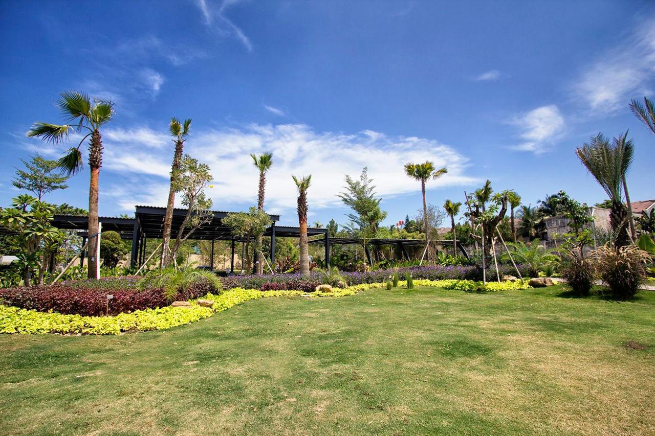 Maxonehotels At Resort Makassar Dış mekan fotoğraf