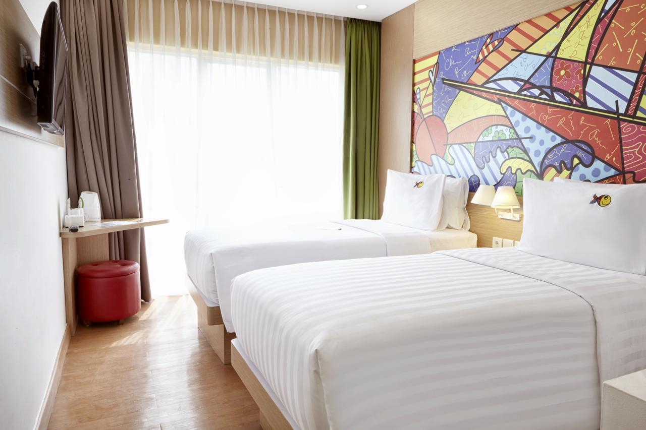 Maxonehotels At Resort Makassar Dış mekan fotoğraf