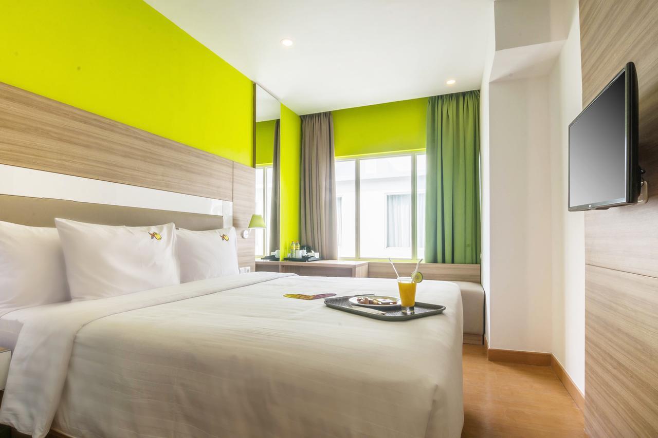 Maxonehotels At Resort Makassar Dış mekan fotoğraf