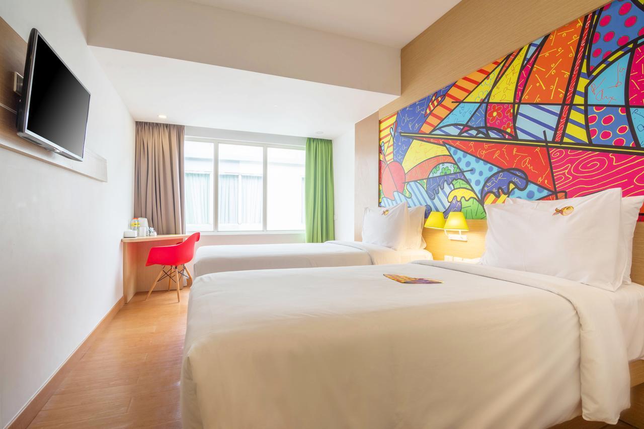 Maxonehotels At Resort Makassar Dış mekan fotoğraf